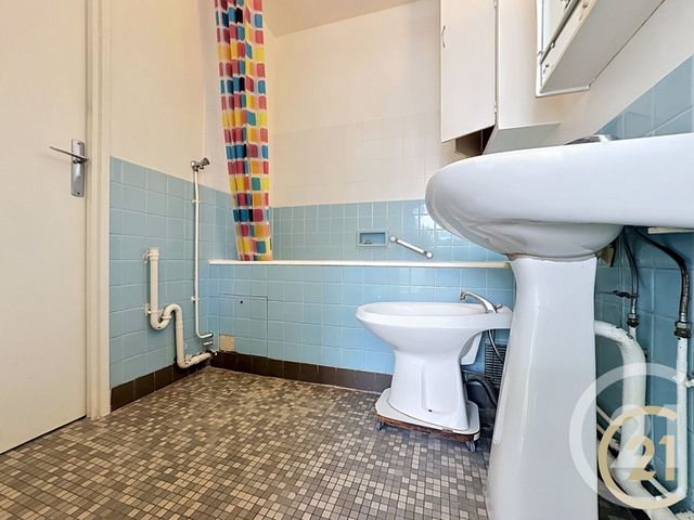 Appartement F2 &agrave; vendre - 2 pi&egrave;ces - 40,80 m2 - Paris - 75020 - ILE-DE-FRANCE