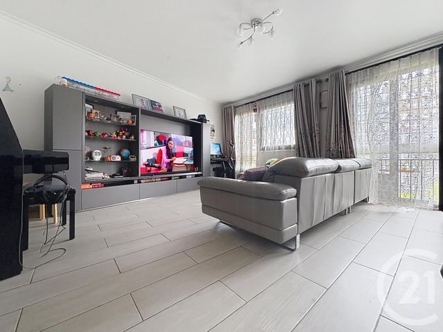 Afficher la photo en grand Appartement F4 à vendre - 4 pièces - 71 m2 - Paris - 75012 - ILE-DE-FRANCE