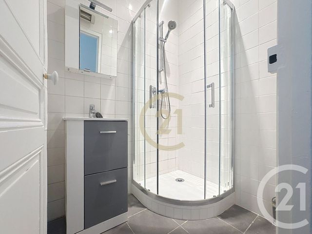 Afficher la photo en grand Appartement F2 à vendre - 2 pièces - 31,25 m2 - Paris - 75020 - ILE-DE-FRANCE