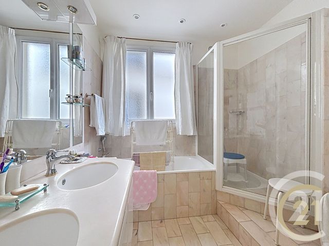 Appartement F6 &agrave; vendre - 6 pi&egrave;ces - 123,46 m2 - Paris - 75011 - ILE-DE-FRANCE