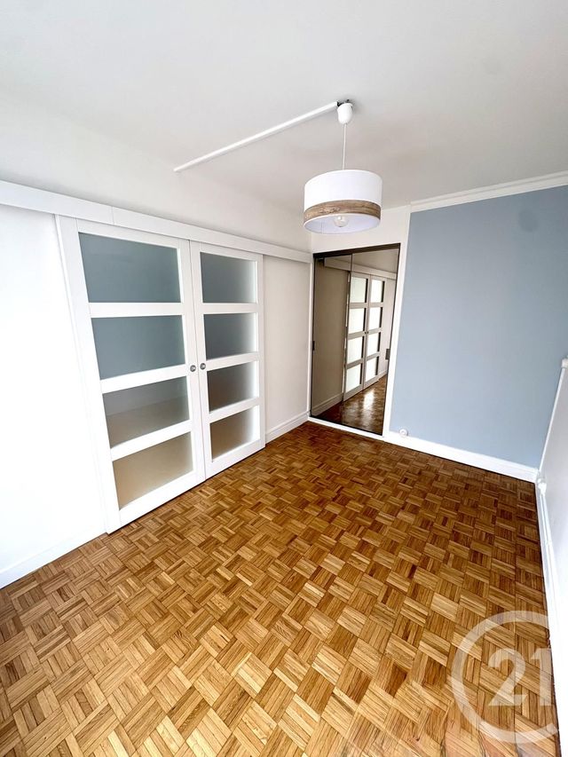 Appartement F3 &agrave; louer - 3 pi&egrave;ces - 60,80 m2 - Paris - 75019 - ILE-DE-FRANCE