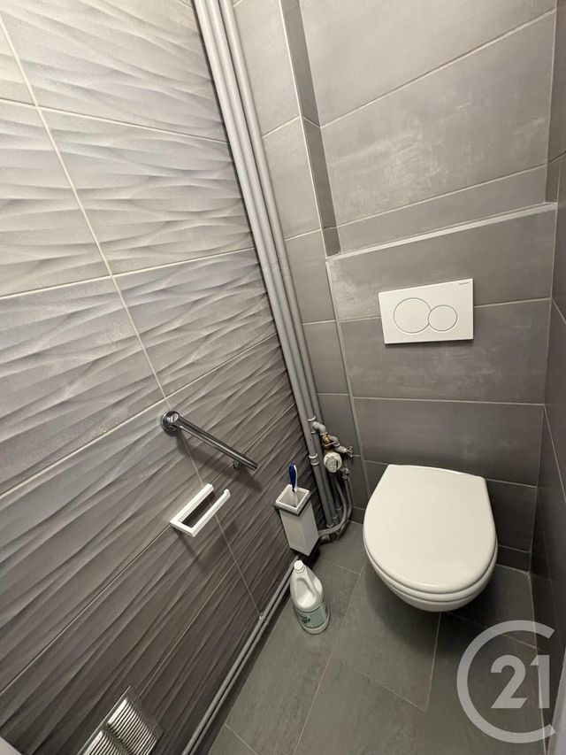 Appartement F3 &agrave; louer - 3 pi&egrave;ces - 60,80 m2 - Paris - 75019 - ILE-DE-FRANCE