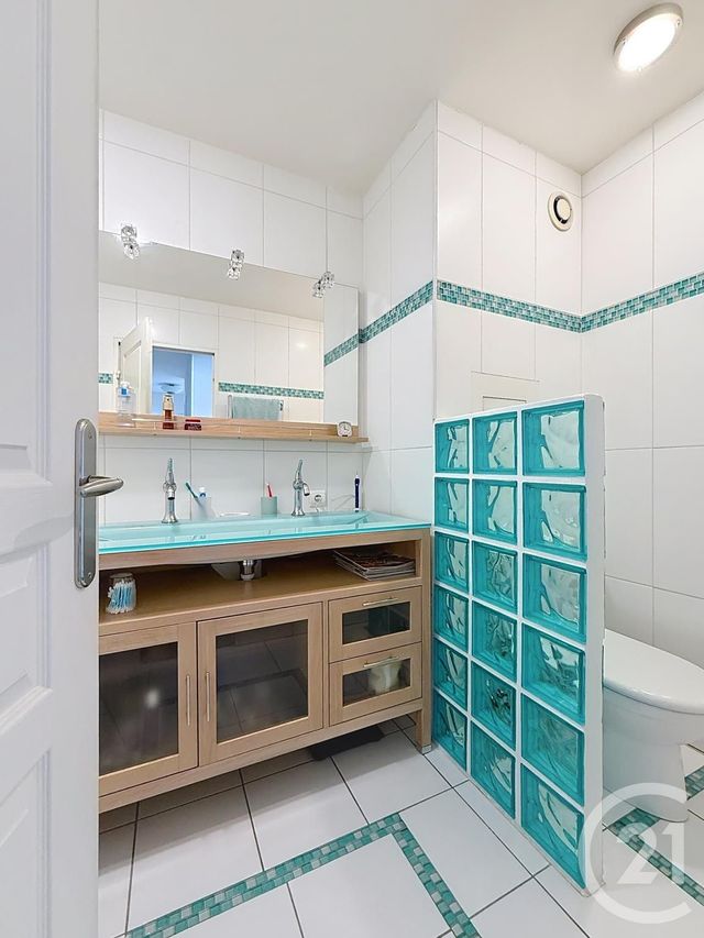 Afficher la photo en grand Appartement F5 à vendre - 5 pièces - 113,80 m2 - Paris - 75012 - ILE-DE-FRANCE