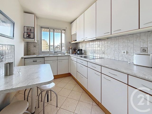 Afficher la photo en grand Appartement F5 à vendre - 5 pièces - 113,80 m2 - Paris - 75012 - ILE-DE-FRANCE