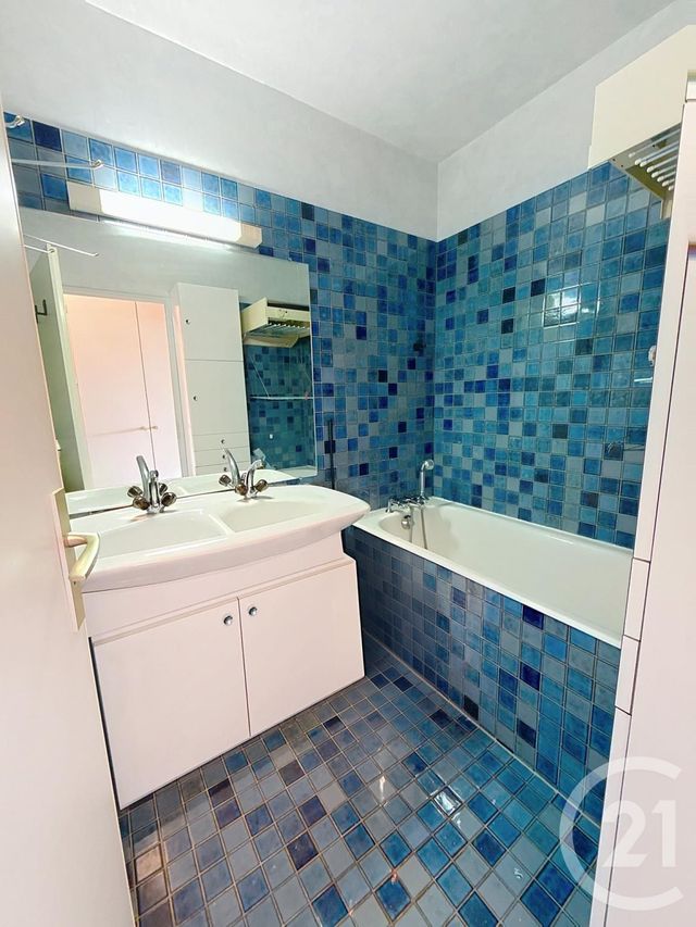 Afficher la photo en grand Appartement à vendre - 4 pièces - 89,59 m2 - Paris - 75012 - ILE-DE-FRANCE