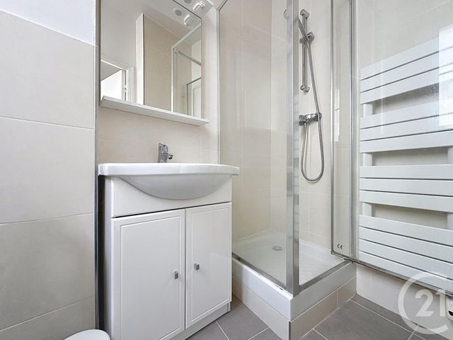 Afficher la photo en grand Appartement Studio à vendre - 1 pièce - 22,37 m2 - Paris - 75012 - ILE-DE-FRANCE