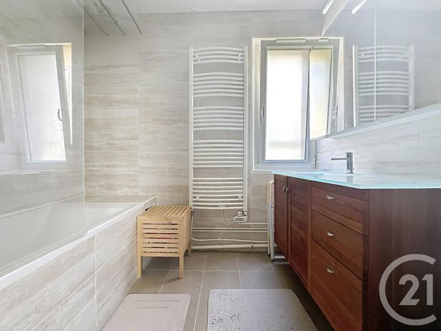 Afficher la photo en grand Appartement Triplex à vendre - 7 pièces - 155,07 m2 - Paris - 75012 - ILE-DE-FRANCE