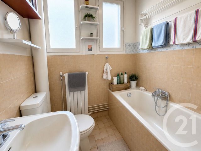Appartement F2 &agrave; vendre - 2 pi&egrave;ces - 42 m2 - Paris - 75018 - ILE-DE-FRANCE