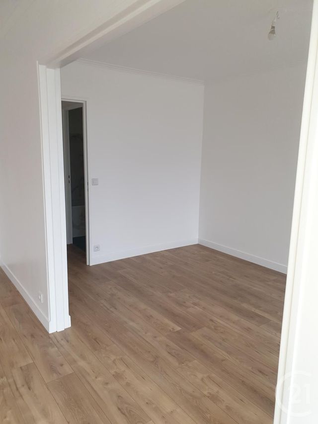 Appartement F5 &agrave; louer - 5 pi&egrave;ces - 106,45 m2 - Paris - 75012 - ILE-DE-FRANCE