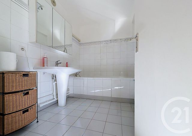 Appartement F2 &agrave; vendre - 2 pi&egrave;ces - 53,63 m2 - Paris - 75020 - ILE-DE-FRANCE