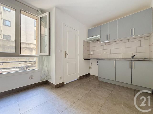 Appartement F2 &agrave; vendre - 2 pi&egrave;ces - 23,35 m2 - Paris - 75018 - ILE-DE-FRANCE